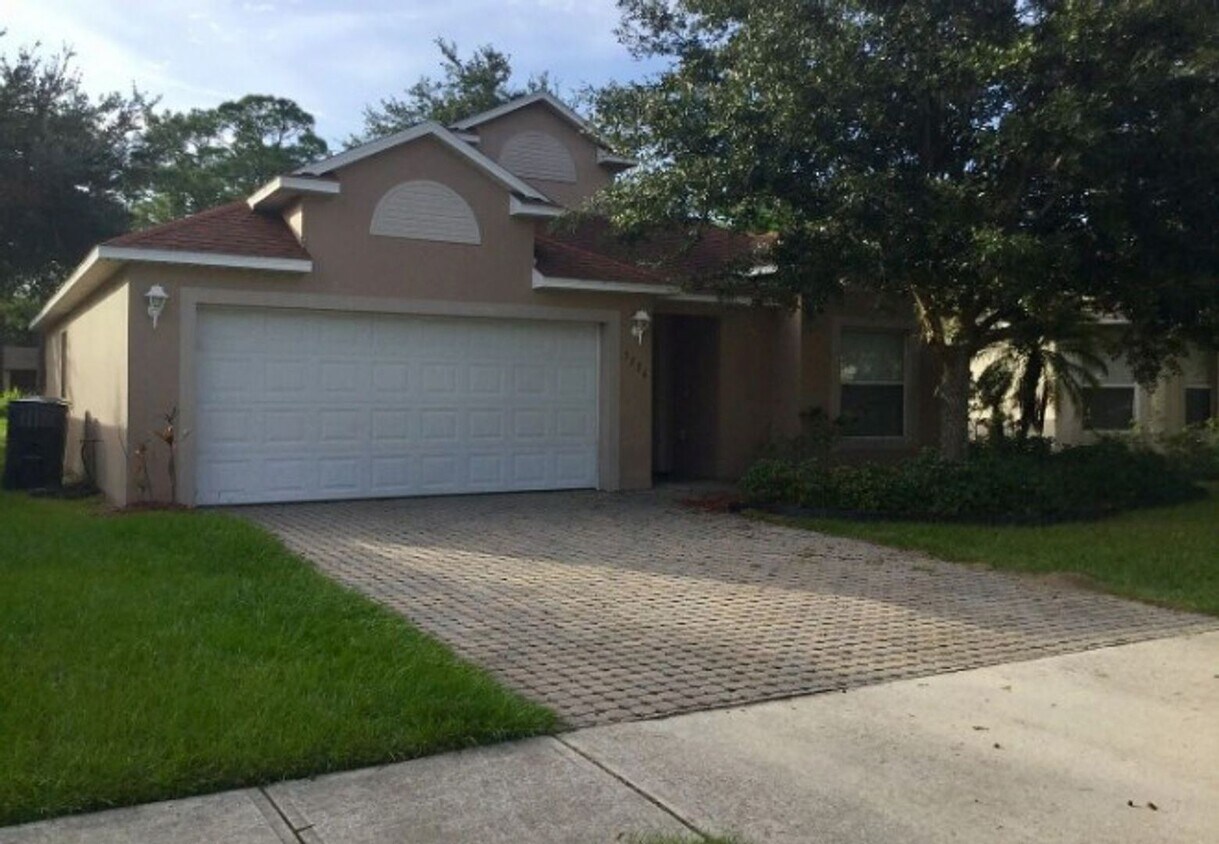 Foto principal - 3 br, 2 bath House - 5556 Andrea St