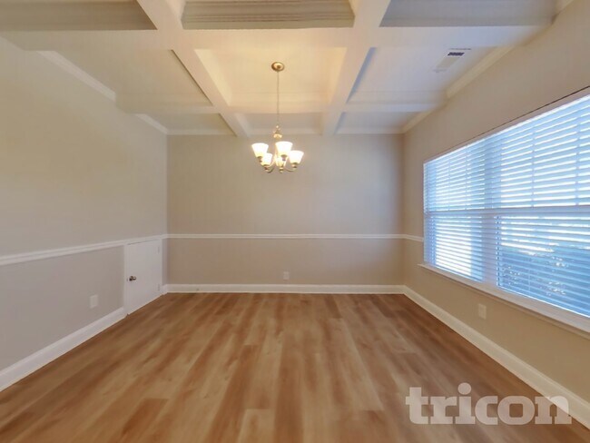 Building Photo - 1013 Eldon Ln