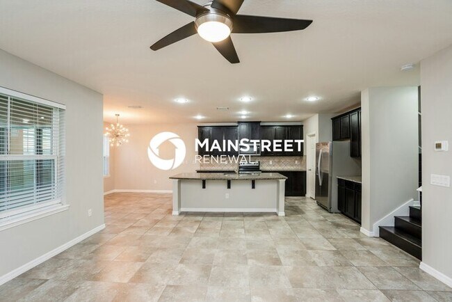 Foto del edificio - 4 Bedroom Pet-Friendly Home in Ruskin, FL with Main Street Renewal