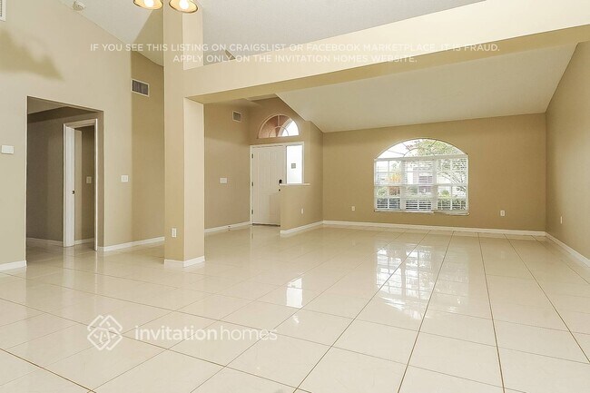 Building Photo - 10819 Capstan Lake Dr