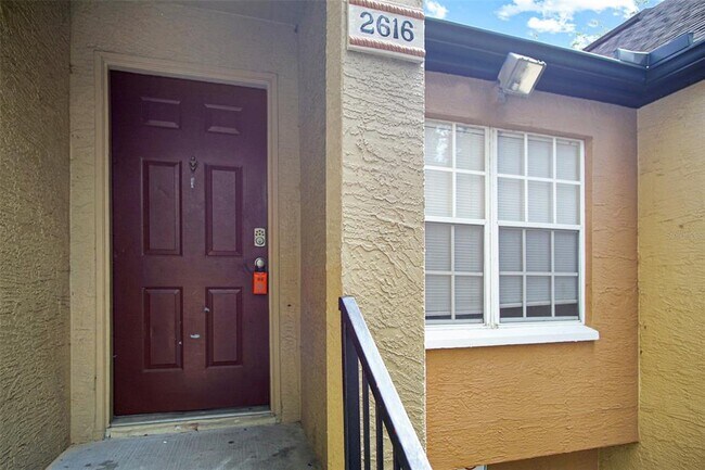 Foto del edificio - 6416 Raleigh St