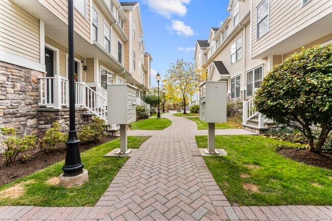 Foto del edificio - 85 Camp Ave