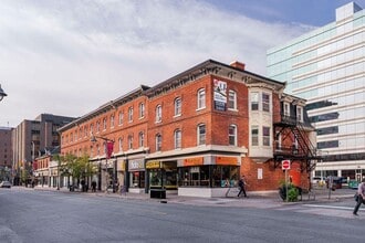 Building Photo - 212 ½ - 216 ½ Bank