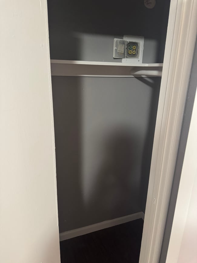 Building Photo - 5664 Gaskill St