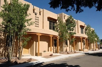 Building Photo - San Mateo de Santa Fe