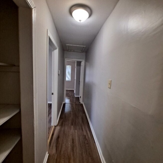 Foto del edificio - 2657 Whitman Ave