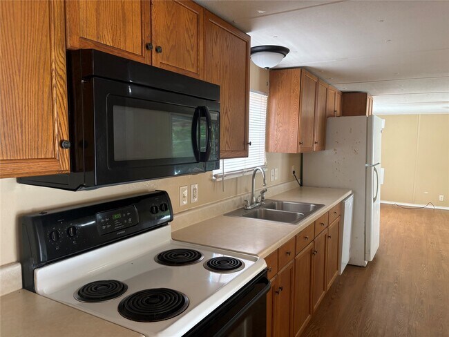 Foto del edificio - 14427 W Lee Shore Dr