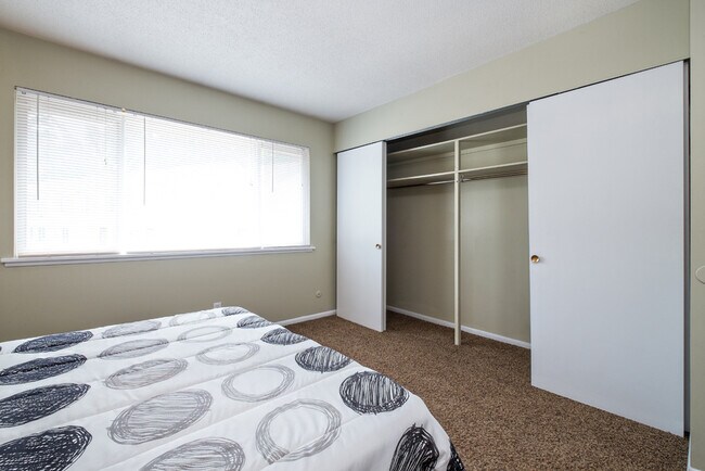 Foto del edificio - Matterhorn Townhomes