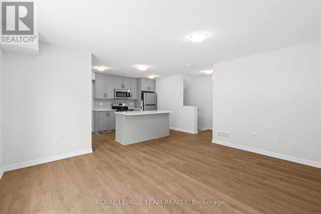 Photo du bâtiment - 1108 Creekway Private