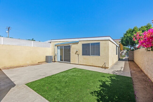 Foto del edificio - Move in today!