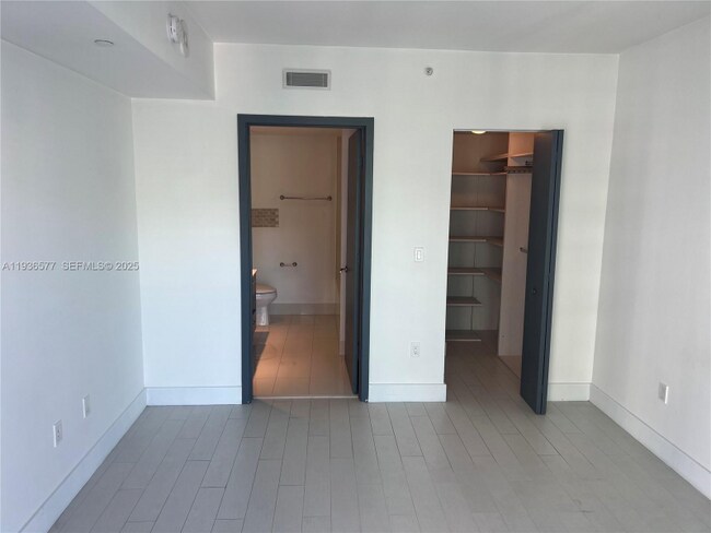 Building Photo - 1300 S Miami Ave