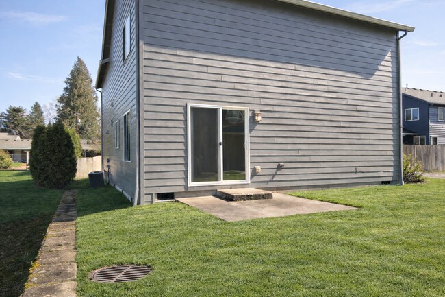 Foto del edificio - 4316 NE 58th Cir