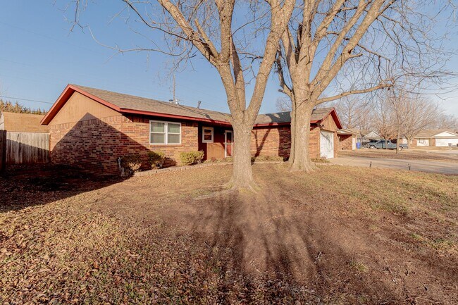 Foto del edificio - 3 Bed 2 Bath in Norman