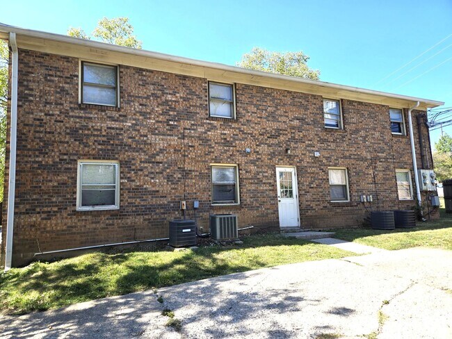 Photo - Camelot 2 Bedrooms. 1st Floor Apartment.  ...