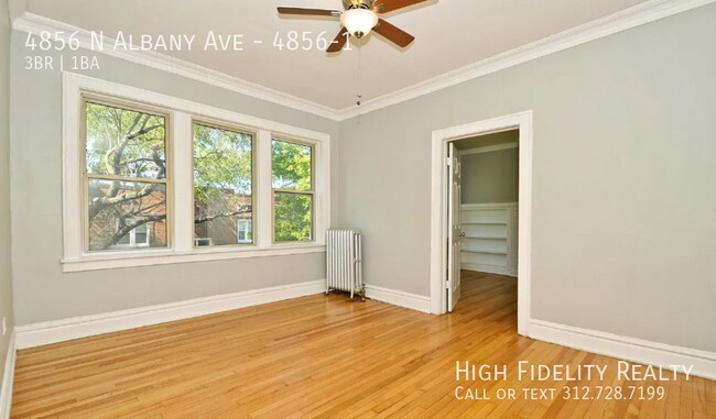 Foto del edificio - 4856 N Albany Ave