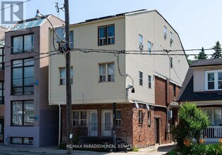 Building Photo - 869 Broadview Ave