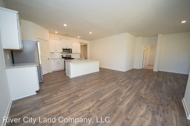 Building Photo - 4 br, 2 bath House - 52 Empire Lane