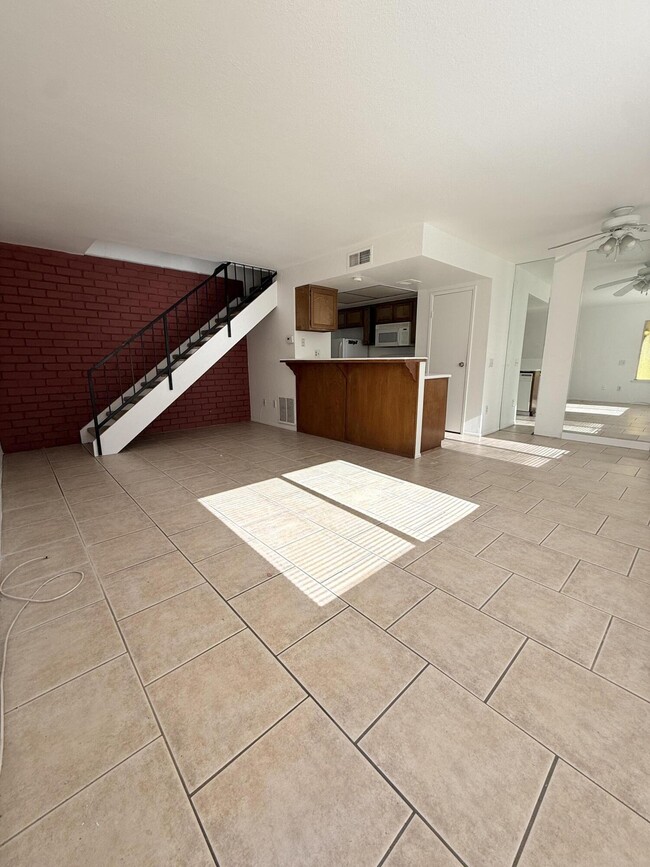 Foto del edificio - 72629 Edgehill Dr