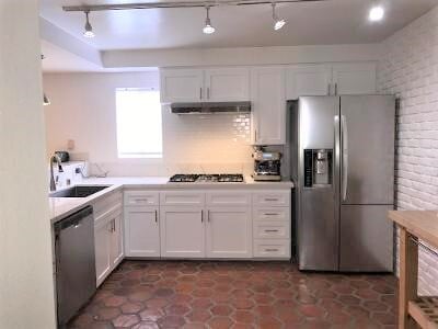 Building Photo - 13065 Mindanao Way