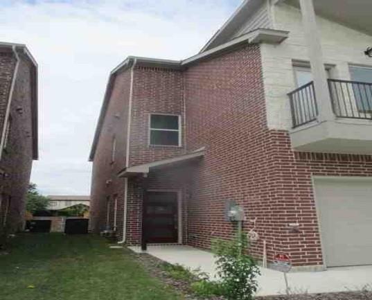 Foto del edificio - 5609 Woodlands Dr