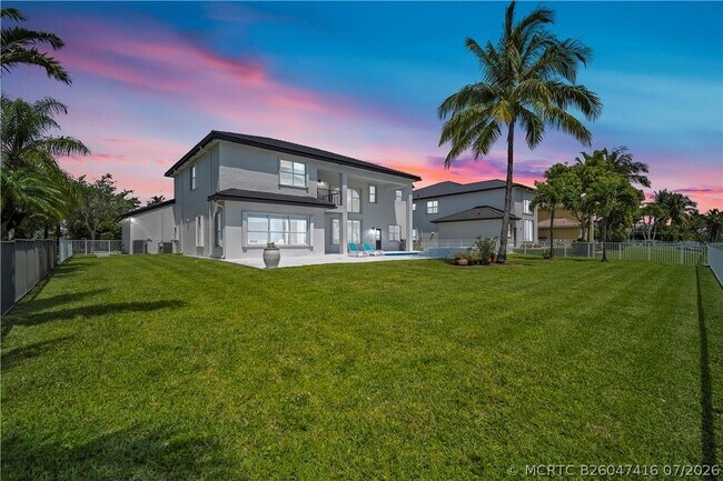 Foto del edificio - 4707 SW 195th Terrace