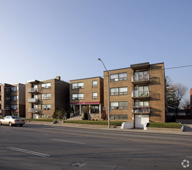 Building Photo - Lynn Laird Apartments