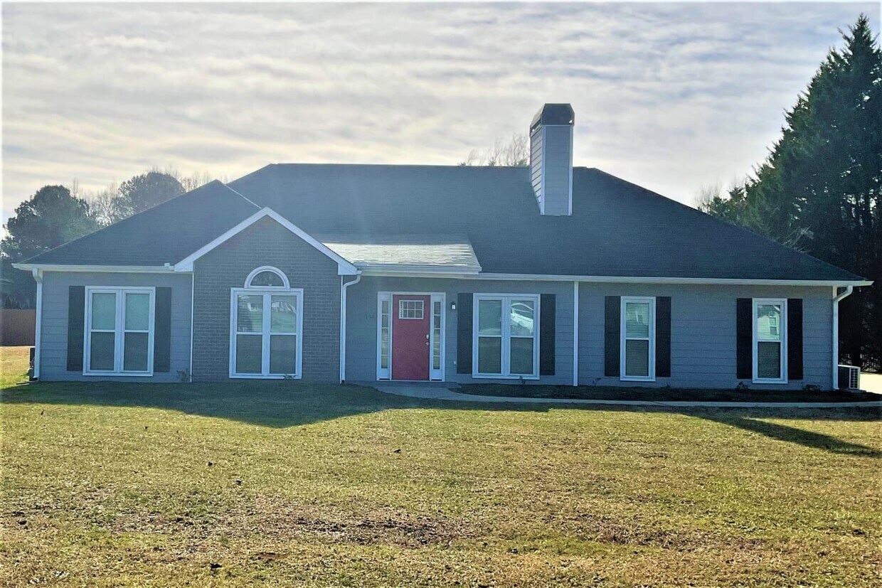 Primary Photo - 130 Birch Creek Cir