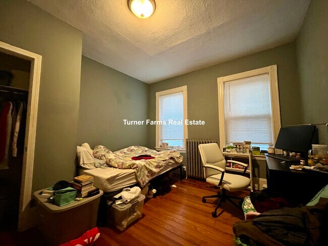 Foto del edificio - 12 Bucknam St