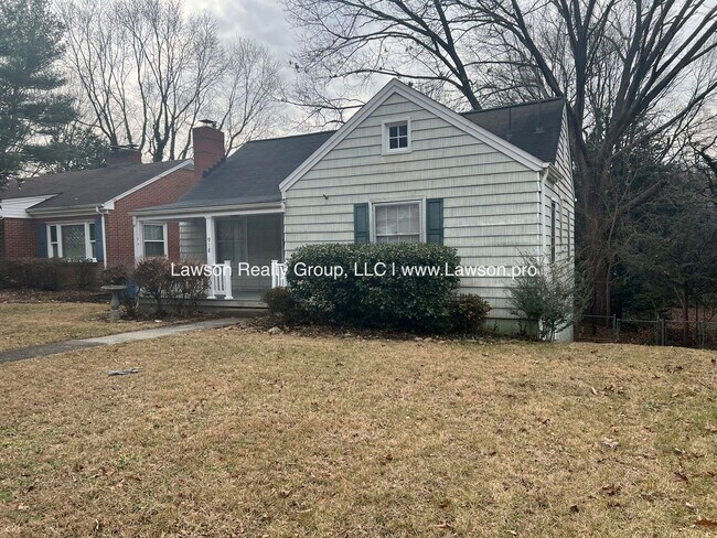 Building Photo - Charming Two Bedroom Home in Wasena