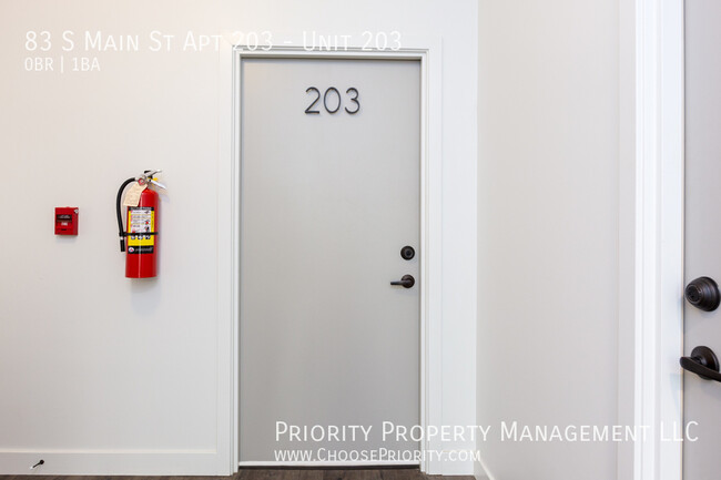 Foto del edificio - Stylish Urban Loft Unit 203, Downtown Harr...