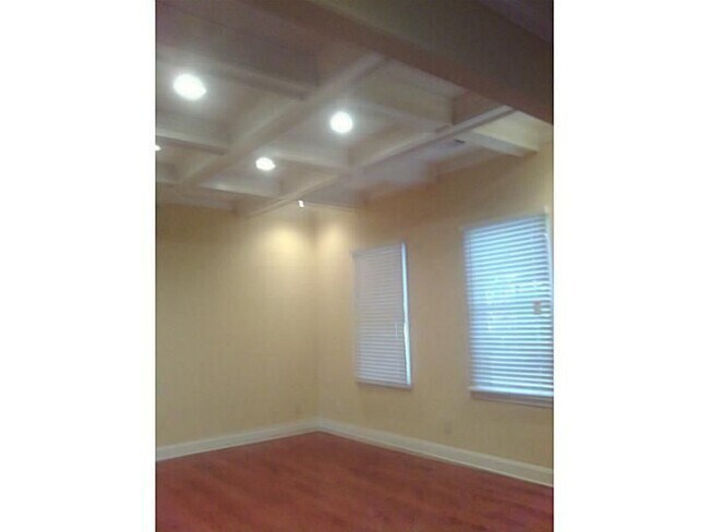 Foto del edificio - 3296 Myrtle St