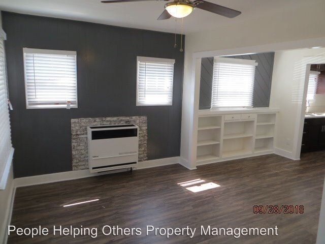 Building Photo - 4312-4314 33rd Pl