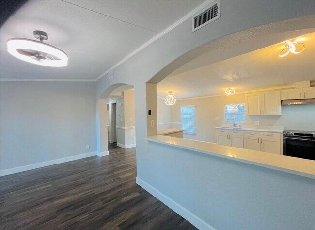 Foto del edificio - 33323 Falcon Spring St