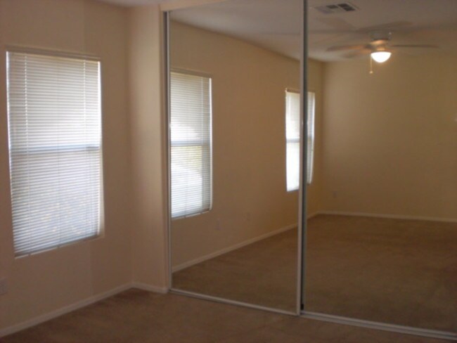 Building Photo - 22752 W Mohave St