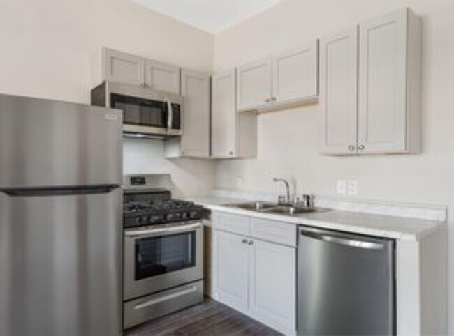 Foto del edificio - 1536 N Robberson Ave