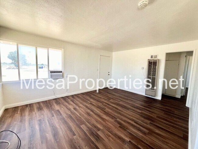 Building Photo - 21180 Teepee Rd