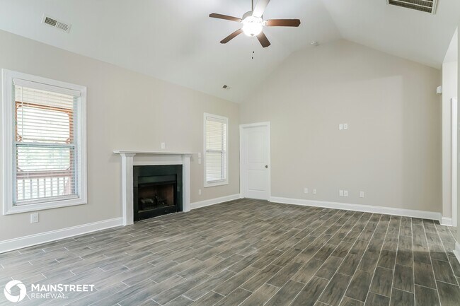 Building Photo - 110 Canterbury Dr