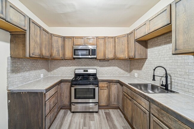 Foto del edificio - 4843 N Lawrence St