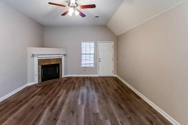 Building Photo - 5869 Steffani Dr