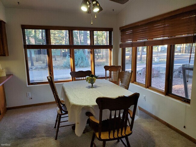 Building Photo - 3 br, 3 bath Townhome - 2881 South 29th St...
