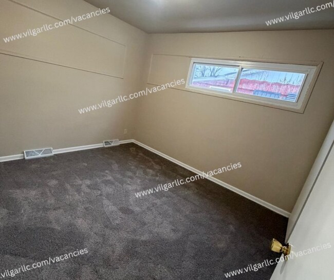 Foto del edificio - Cozy 3 Bedrooms • 1 Bathroom house in Gary, IN