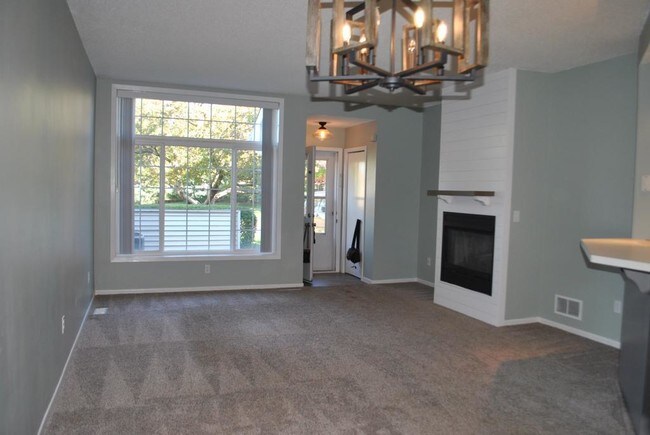Foto del edificio - 9305 Turnberry Alcove