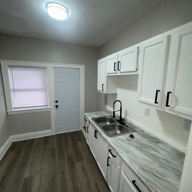 Foto del edificio - 234 E 156th St