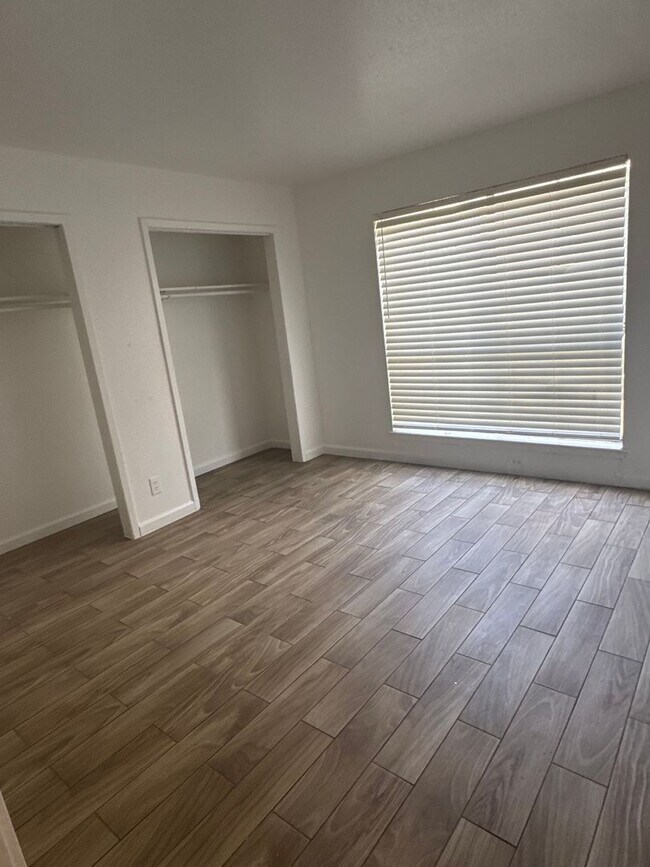 Foto del edificio - 3 bed, 2 bath 1st floor condo