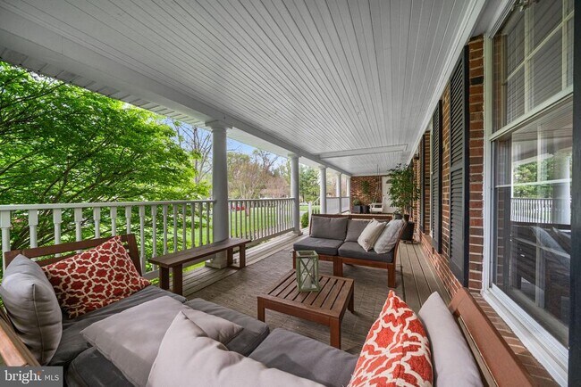 Foto del edificio - 12013 Hamden Ct