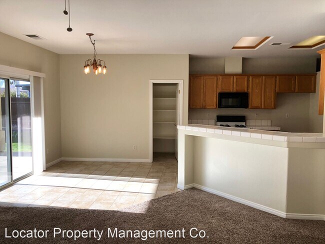 Building Photo - 3 br, 2 bath House - 10201 Seven Falls Ave