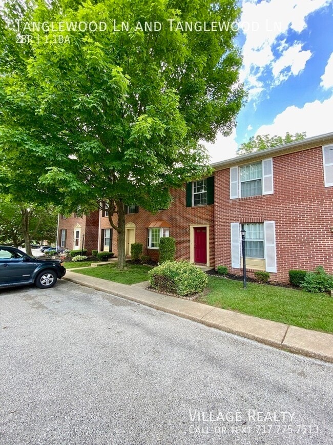 Building Photo - 442 Tanglewood Ln