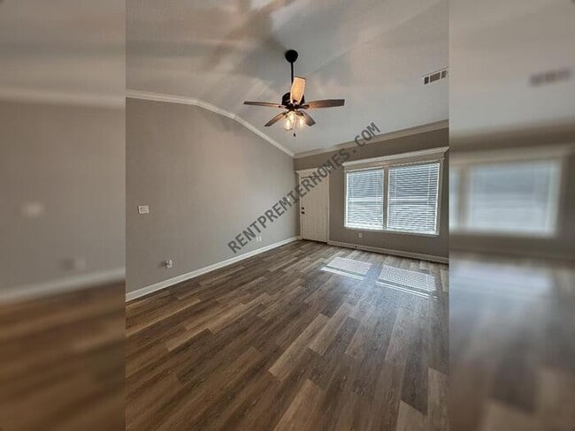 Building Photo - 34 Woodhaven Dr