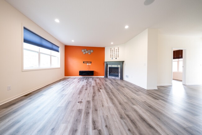 Building Photo - 7170 Archer Trl