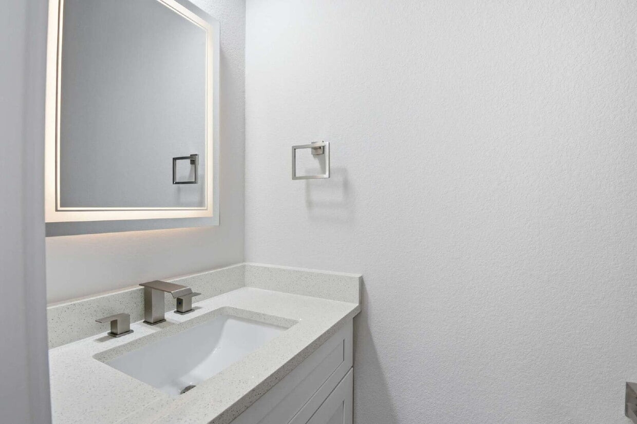 Photo - Never Lived IN - 727 S Victory Dr unit B Houston TX 77088